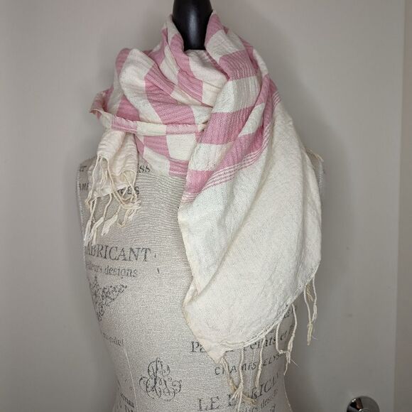 Pink stripe cotton linen blanket scarf - Picture 4 of 6